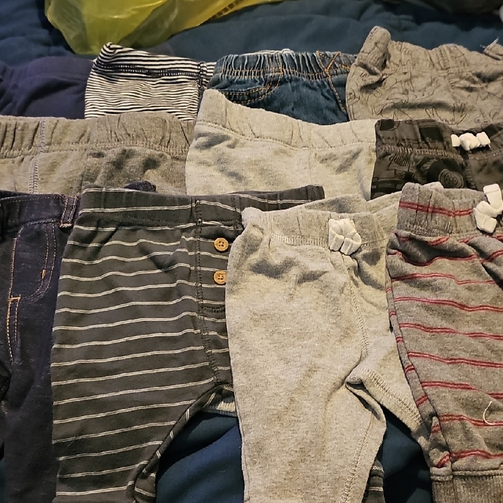 !! Assorted Baby Bottoms . 3 Month.        9